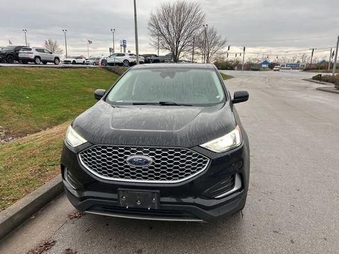 Used 2023 Ford Edge SEL image 2
