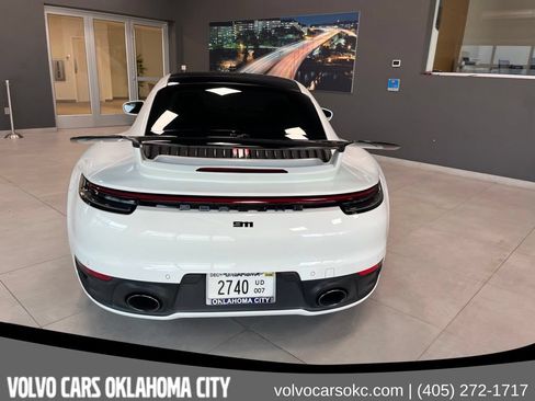Used 2020 Porsche 911 Carrera S RWD image 6