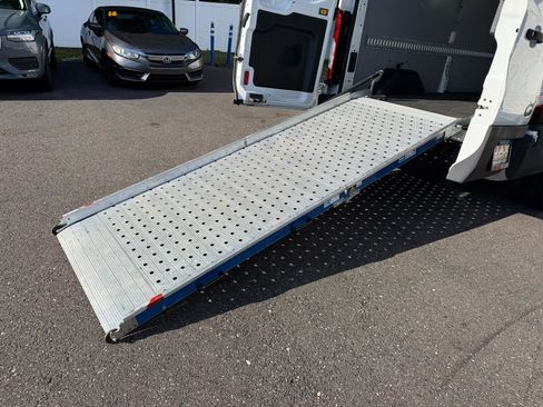 Used 2018 Ford Transit 150 148 Medium Roof RWD image 31