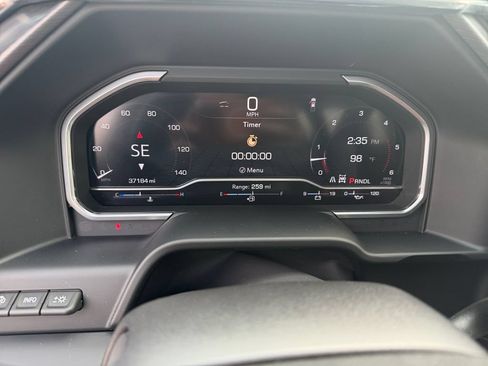 Used 2024 GMC Sierra 3500 Denali Ultimate AWD/4WD image 34