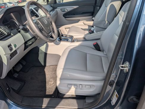 Used 2017 Honda Pilot EX-L image 12