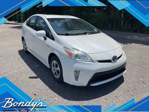 Used 2013 Toyota Prius Two FWD image 1