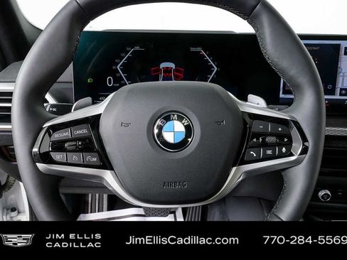 Used 2025 BMW 330i xDrive Sedan AWD/4WD image 8