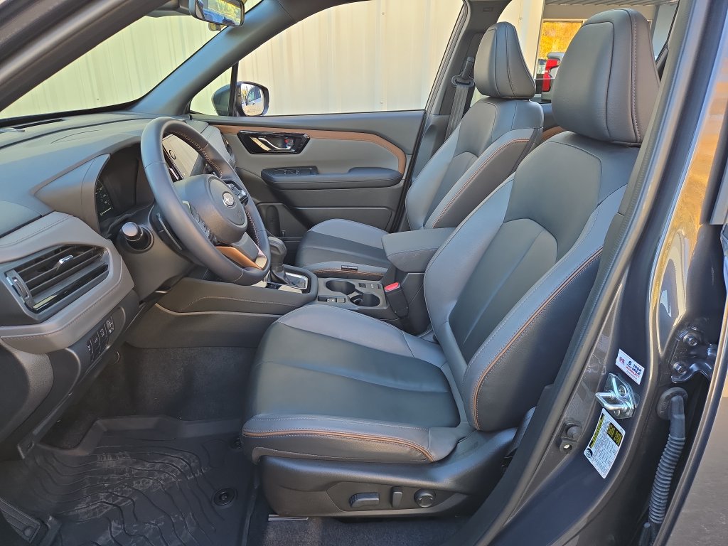 Used 2025 Subaru Forester Sport AWD/4WD image 14