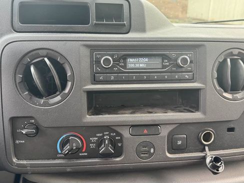 Used 2021 Ford E-350 and Econoline 350 Super Duty w/ Power Windows & Locks Group RWD image 20