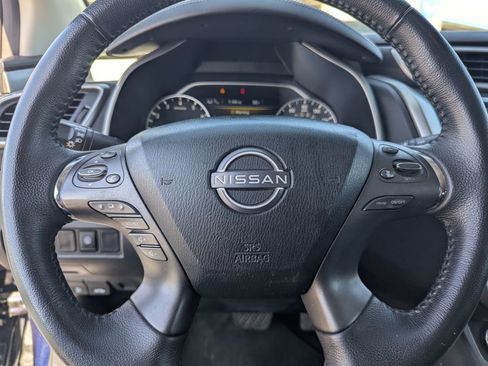 Used 2023 Nissan Murano SV image 21