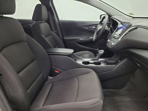 Used 2024 Chevrolet Malibu LT image 21