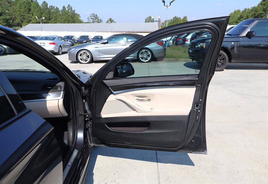 Used 2014 BMW 535i Sedan RWD image 39