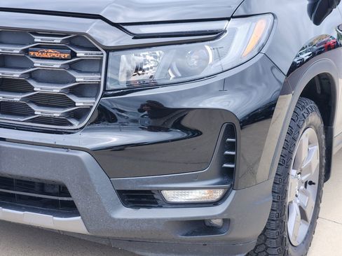 Certified 2025 Honda Ridgeline TrailSport image 9