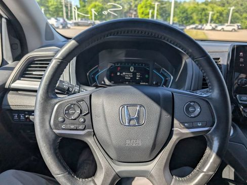Used 2023 Honda Odyssey EX-L image 29