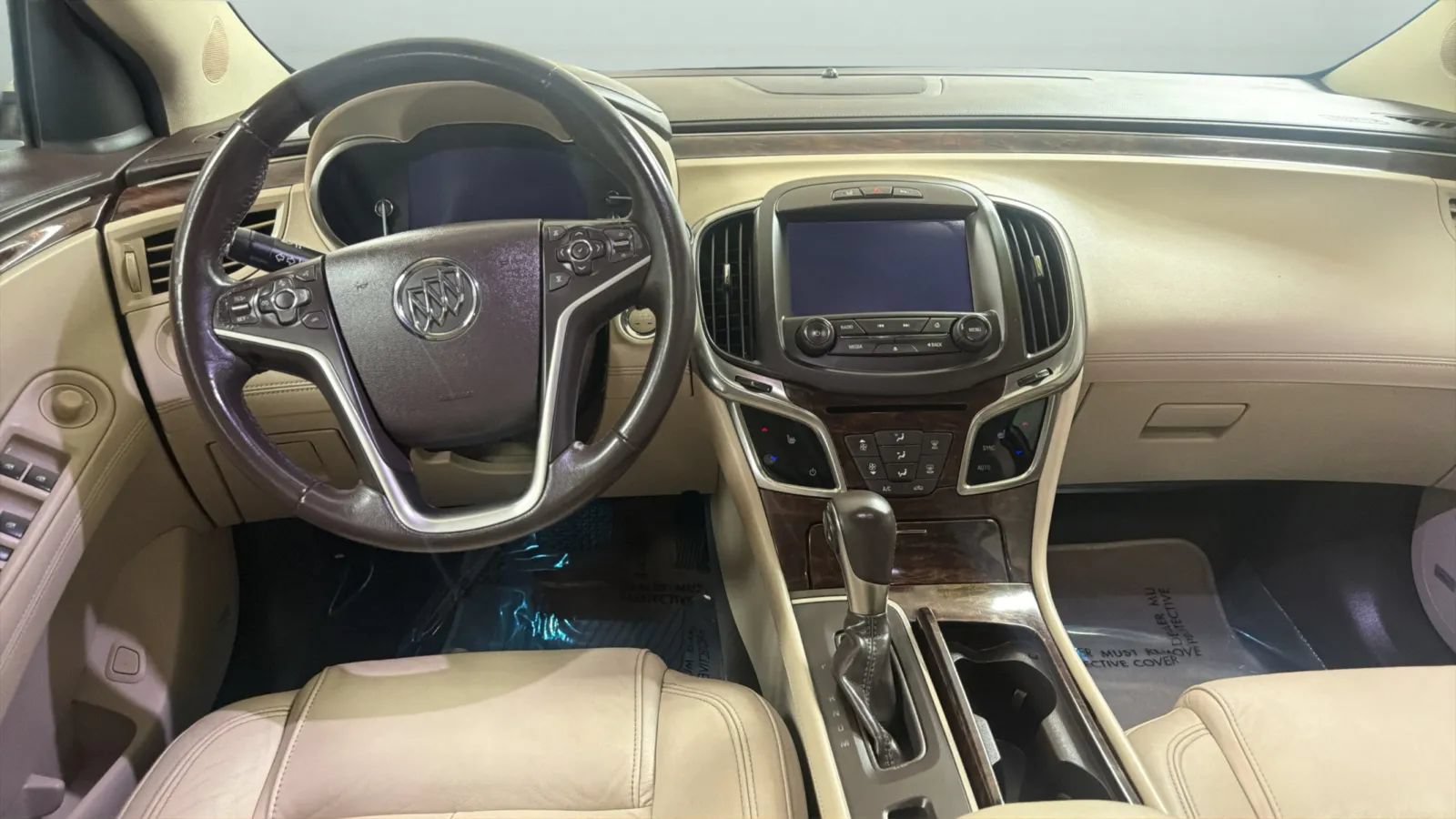 Used 2015 Buick LaCrosse Leather w/ Experience Buick Package FWD image 10