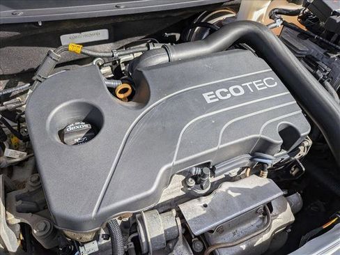 Used 2019 Chevrolet Equinox LS image 22