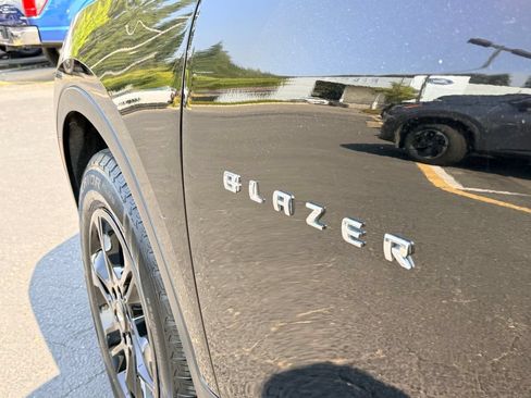 Used 2021 Chevrolet Blazer LT FWD image 29