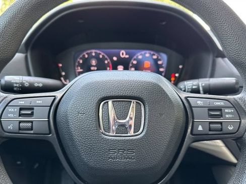 Used 2023 Honda Accord EX image 36