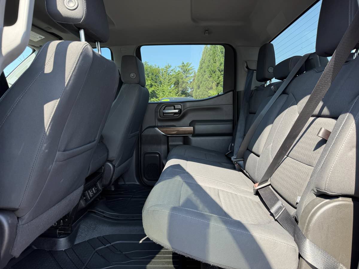 Used 2020 Chevrolet Silverado 1500 LT Trail Boss w/ Convenience Package AWD/4WD image 11