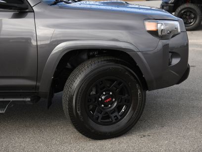 Used 2021 Toyota 4Runner Venture w/ Moonroof Package