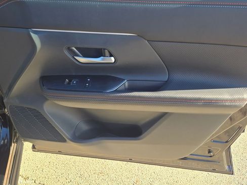 Used 2026 Nissan Kicks SR w/ Cold Weather Package image 5