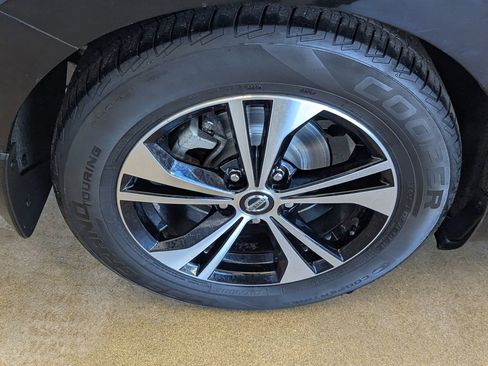 Used 2020 Nissan Sentra SV w/ Electronics Package image 25