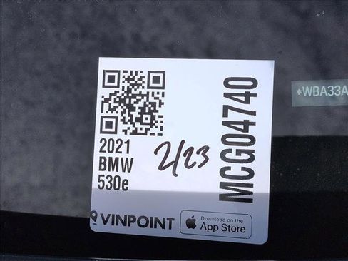 Used 2021 BMW 530e xDrive w/ Convenience Package image 27