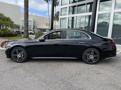 New 2026 Mercedes-Benz E 350 4MATIC Sedan image 3