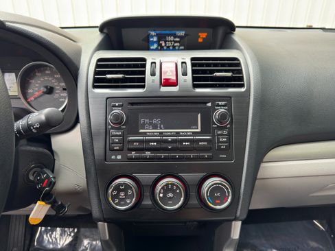 Used 2015 Subaru Forester 2.5i w/ Alloy Wheel Package AWD/4WD image 21
