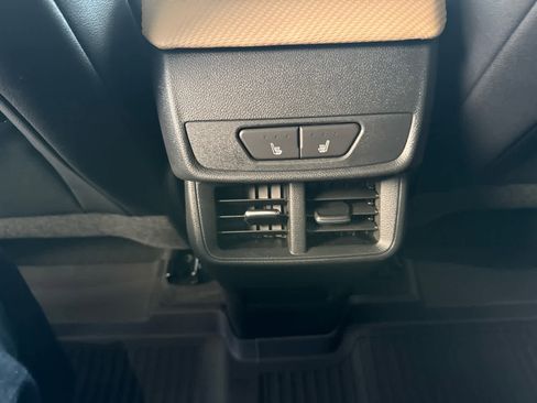 New 2026 Chevrolet Equinox ACTIV w/ Convenience Package III image 36