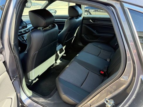 Used 2019 Honda Accord Sport image 28