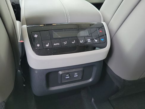 Certified 2026 INFINITI QX60 Luxe w/ Cargo Package image 15