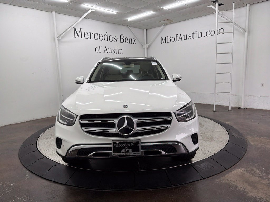 Used 2020 Mercedes-Benz GLC 300 4MATIC image 2