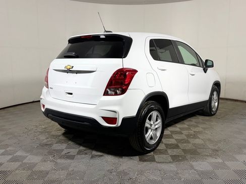 Used 2020 Chevrolet Trax LS w/ Tint and Cruise Package FWD image 7