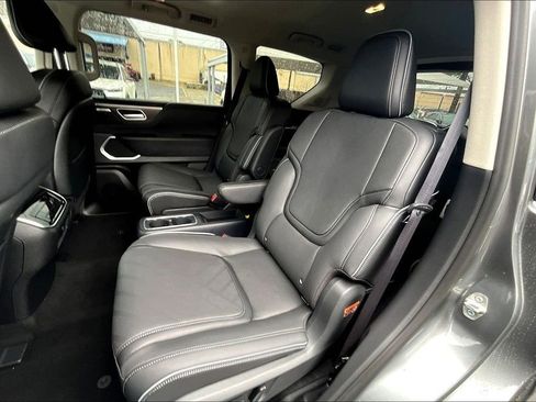 New 2026 INFINITI QX80 Luxe RWD image 14