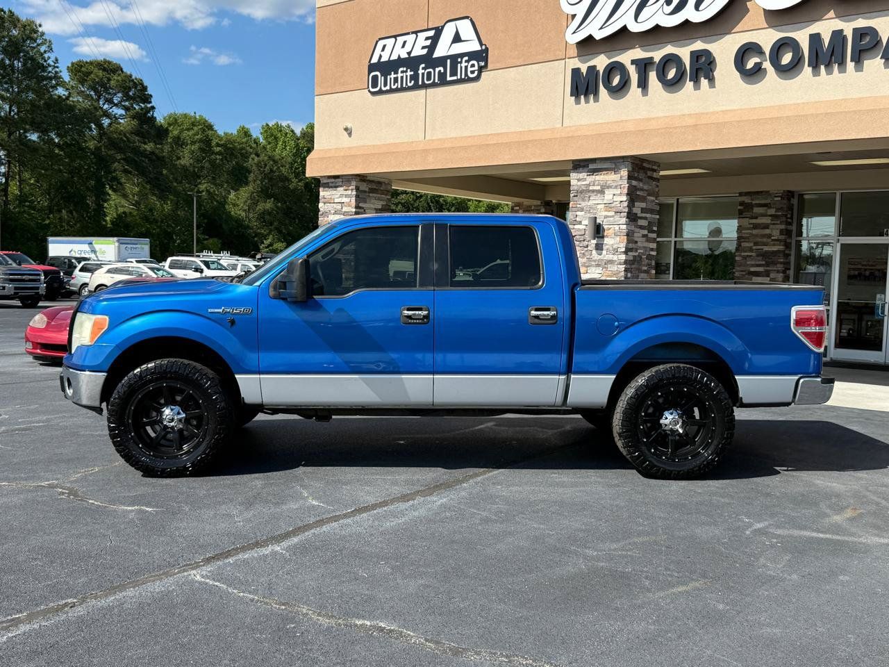 Used 2011 Ford F150 XLT w/ XLT Chrome Pkg RWD image 2