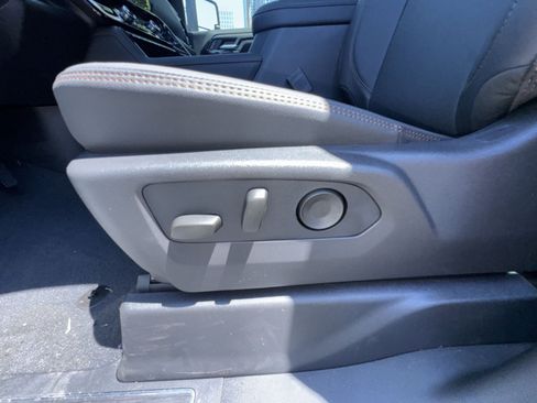 New 2026 GMC Sierra 2500 AT4 w/ Technology Package AWD/4WD image 4
