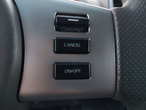 Used 2014 Nissan Frontier SV image 23