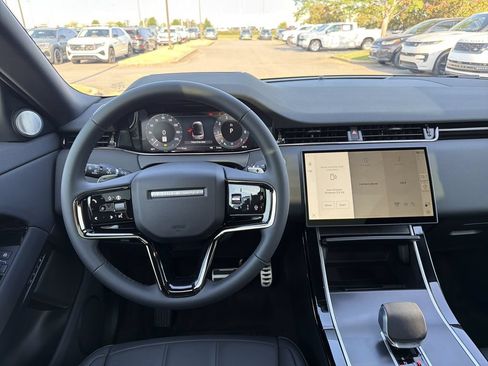 New 2026 Land Rover Range Rover Evoque Hoxton AWD/4WD image 4