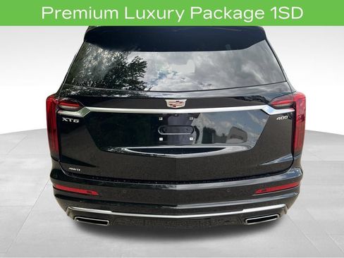 Used 2024 Cadillac XT6 Premium Luxury w/ LPO, Floor Liner Package AWD/4WD image 6