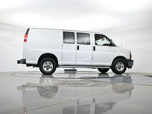 Used 2023 GMC Savana 2500 w/ Driver Convenience Package image 29
