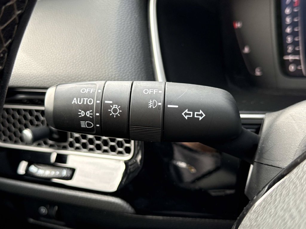 Used 2023 Honda Civic Touring image 12