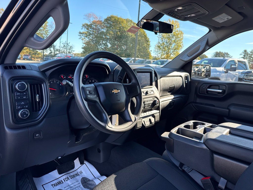 Used 2022 Chevrolet Silverado 1500 Custom AWD/4WD image 22