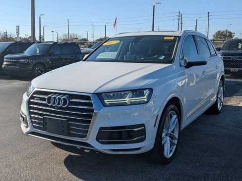 Used 2017 Audi Q7 3.0T Prestige w/ Prestige Package image 8