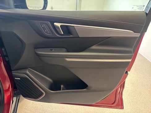 Certified 2025 Buick Enclave Sport Touring w/ Trailering Package, 5000 lbs. image 15