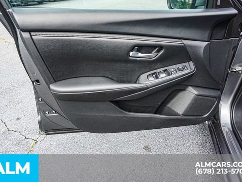 Used 2024 Nissan Sentra SV FWD image 43