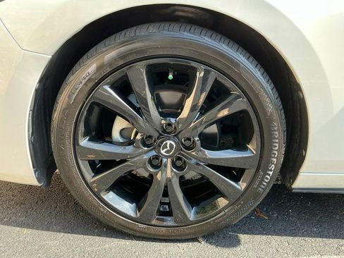Used 2022 MAZDA MAZDA3 s image 28
