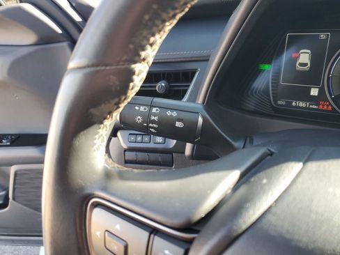 Used 2021 Lexus UX 250h AWD/4WD image 34