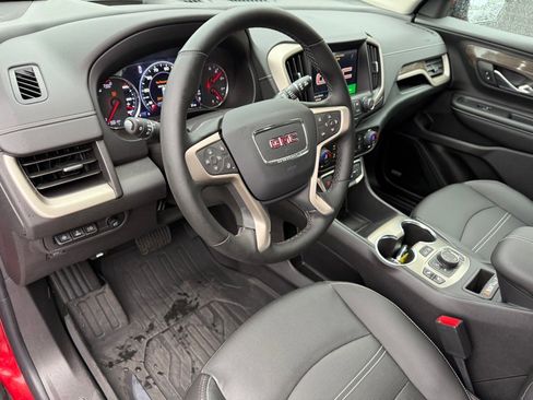 Used 2024 GMC Terrain Denali w/ Denali Premium Package image 15