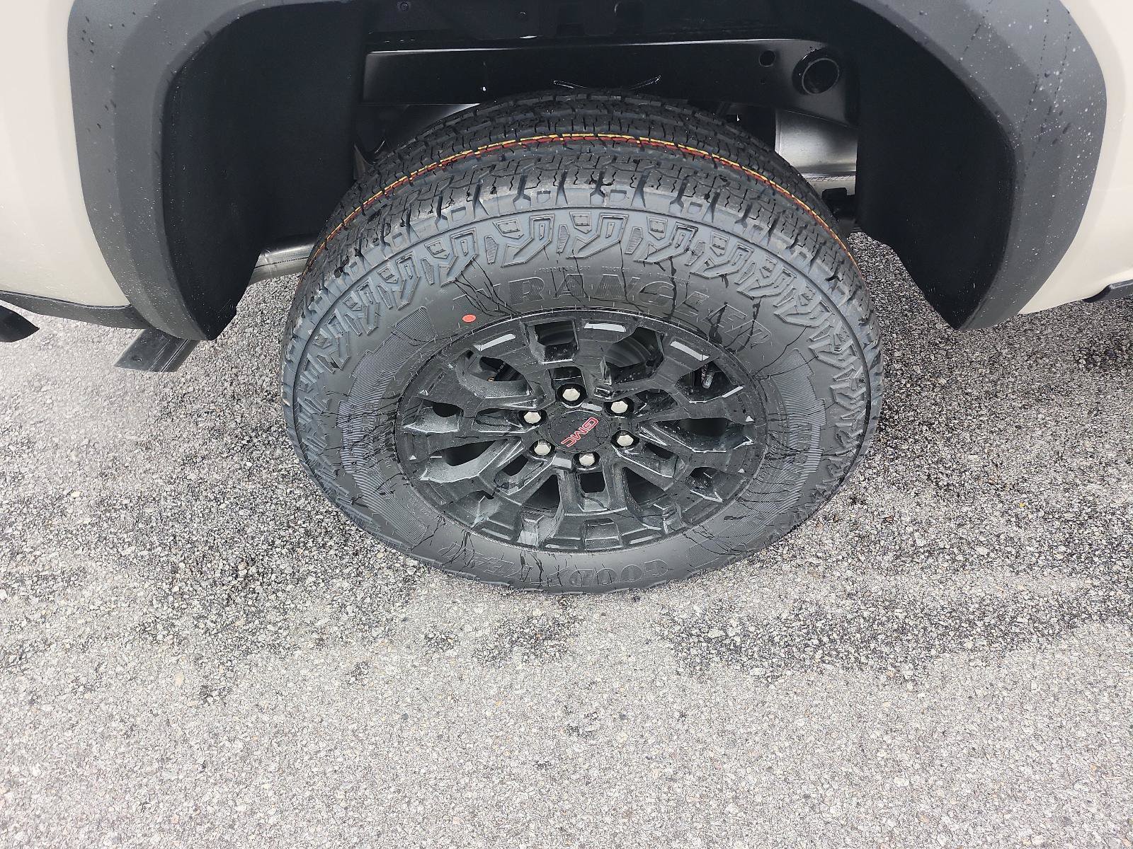 New 2026 GMC Canyon Elevation w/ Convenience Package RWD image 5