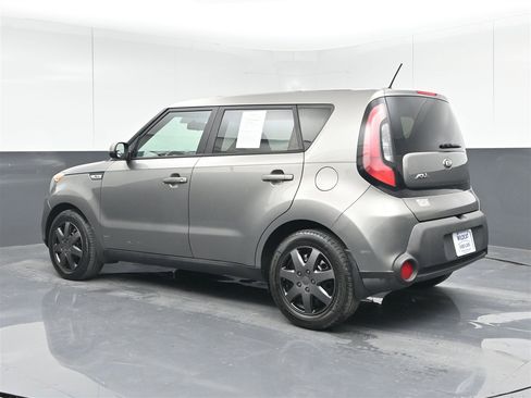 Used 2015 Kia Soul image 7