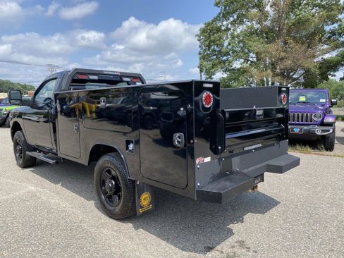 Used 2024 RAM 3500 Tradesman AWD/4WD image 7