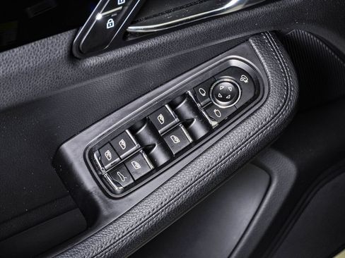 Used 2022 Porsche Macan S AWD/4WD image 26