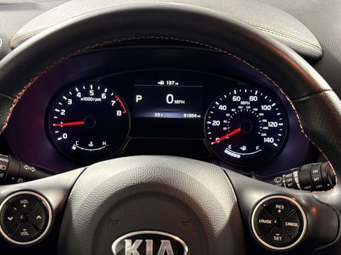 Used 2018 Kia Soul ! FWD image 17